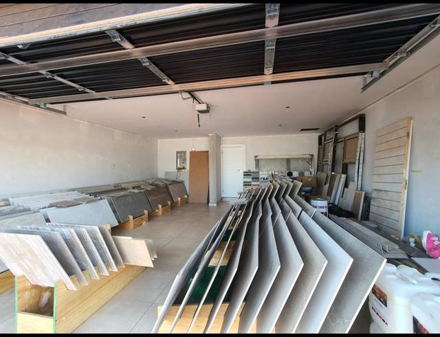 3 BEDROOM FREEHOLD FOR SALE IN CASHAN